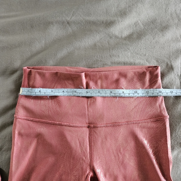 Lululemon top and leggings - Picture 8 of 12